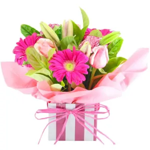 Perfectly Pink,realistic flower bouquet 