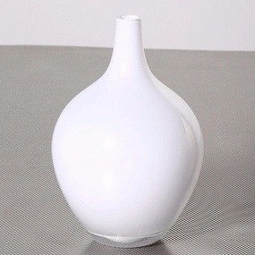 Petala Vase,hand-painted ceramic vase