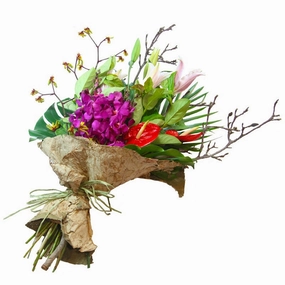 Picasso,realistic flower bouquet 