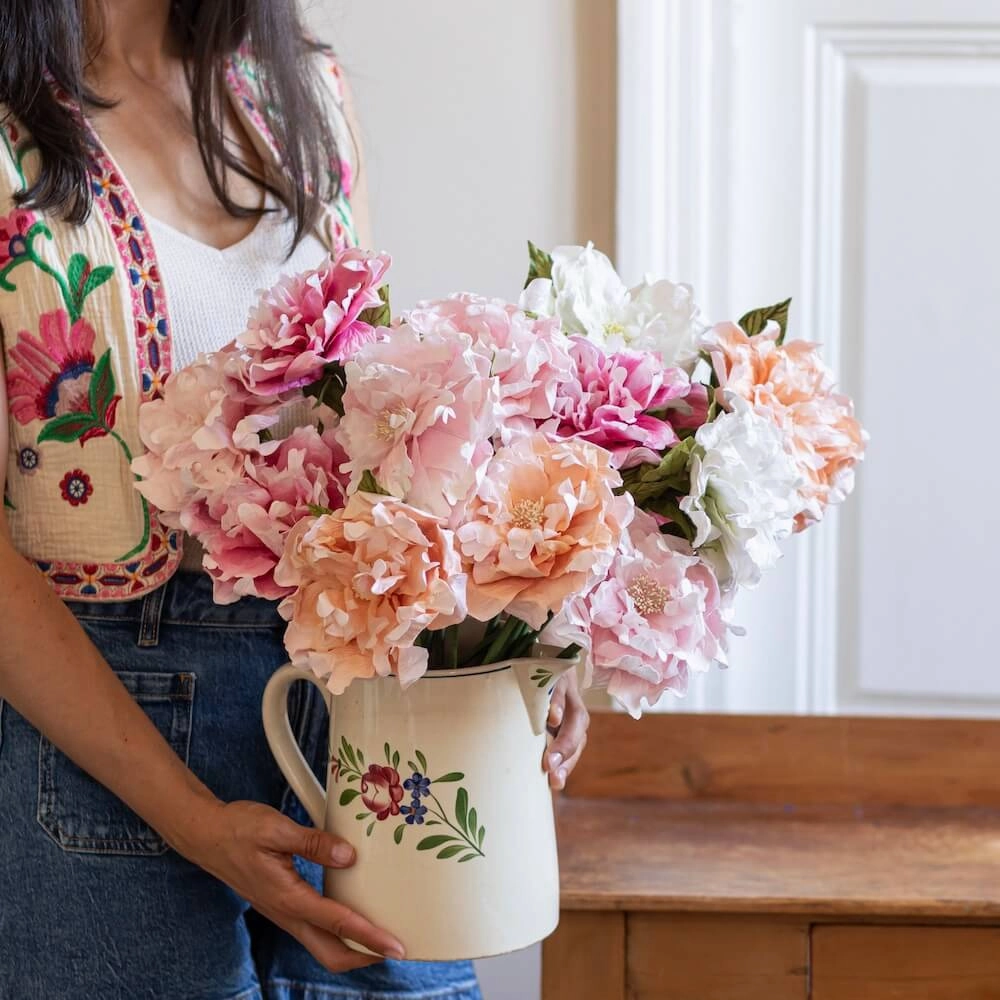 Pivoine en papier rose ple