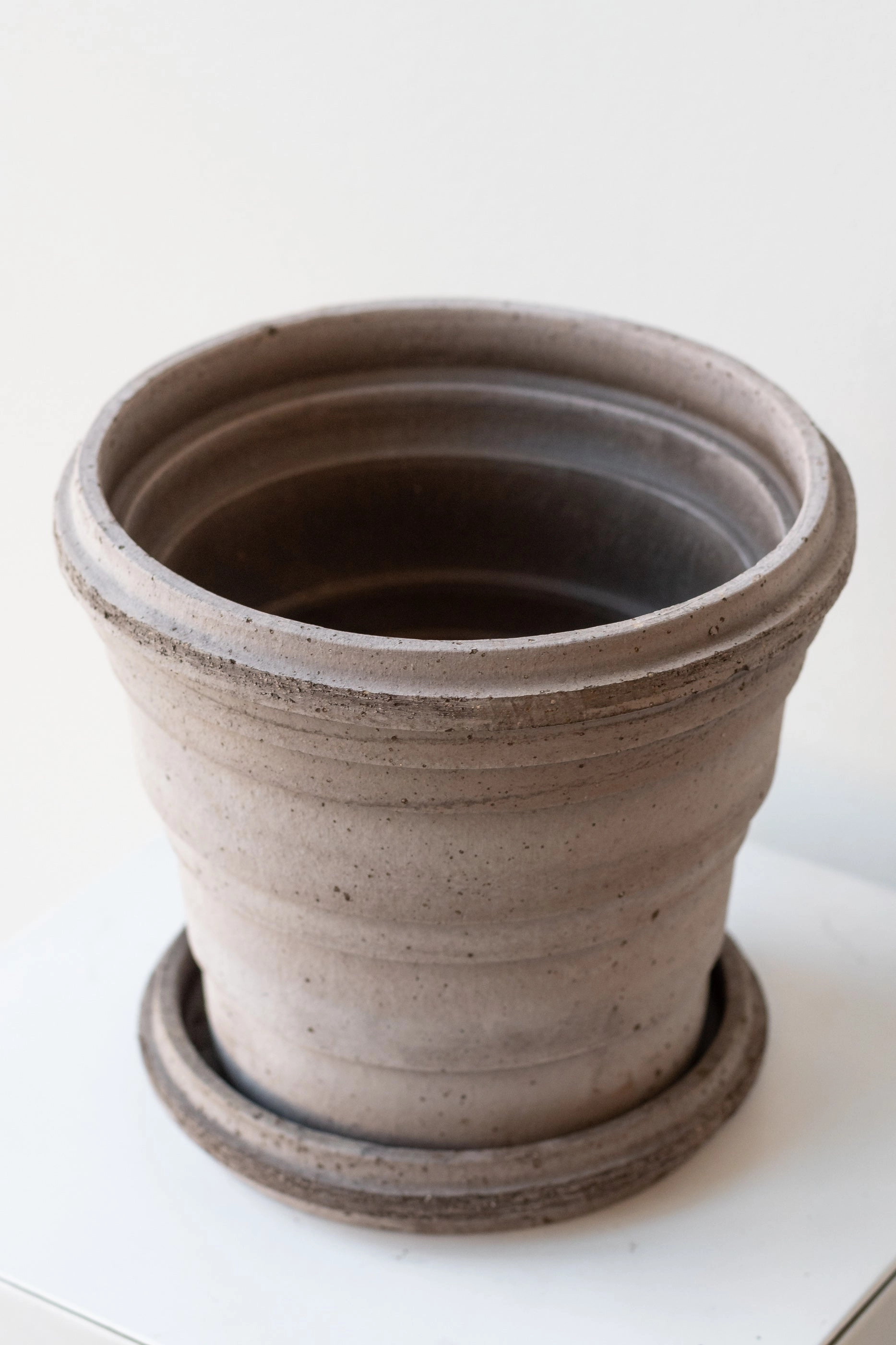 Planets Saturn Grey Pot & Saucer Grey 6.3