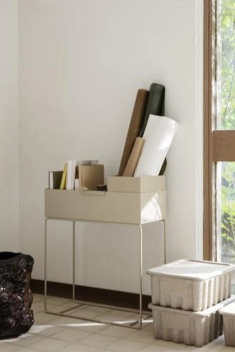 Plant Box with Stand Cashmere