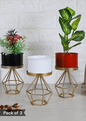 Planters with Diamond Shape Stands (Set of 3),plant shelf accessories