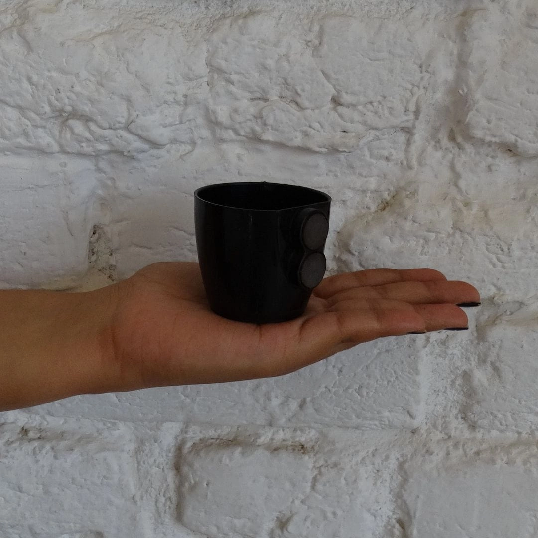 Plastic Magnetic Pot (Diameter 6 cm)