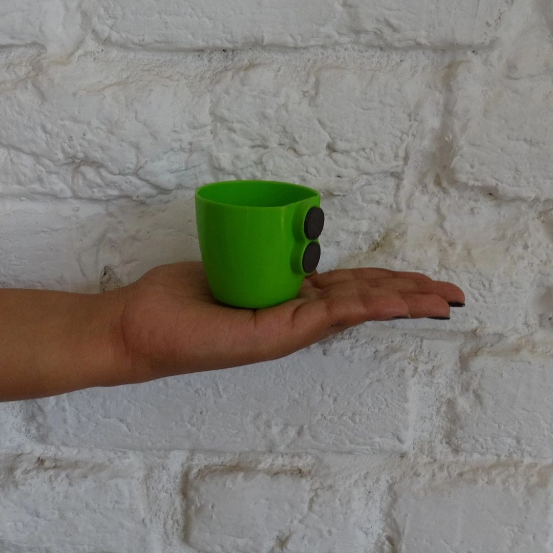 Plastic Magnetic Pot (Diameter 6 cm)