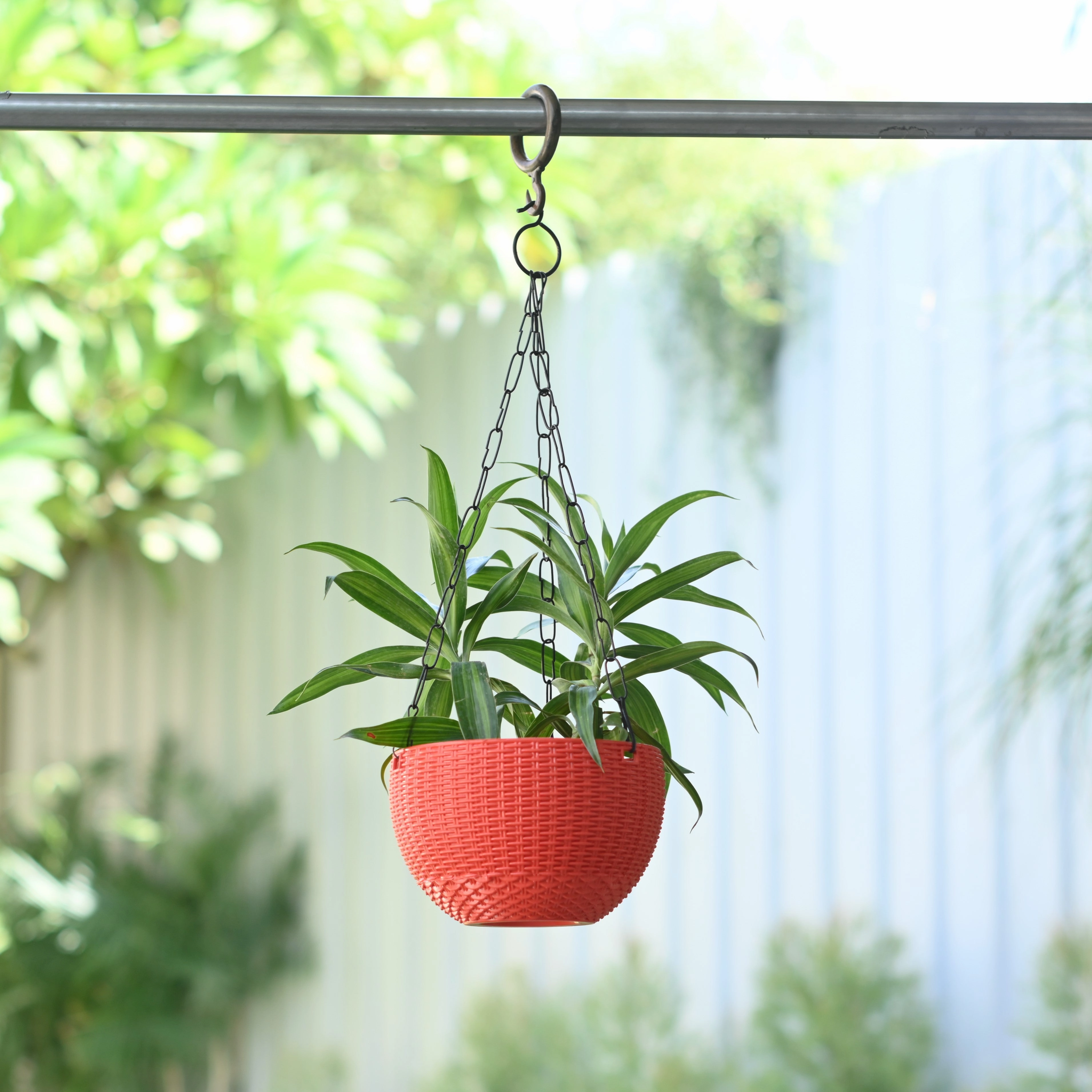 Plastic Rattan Hanging 7.6" Pot With Chain- Set of 4