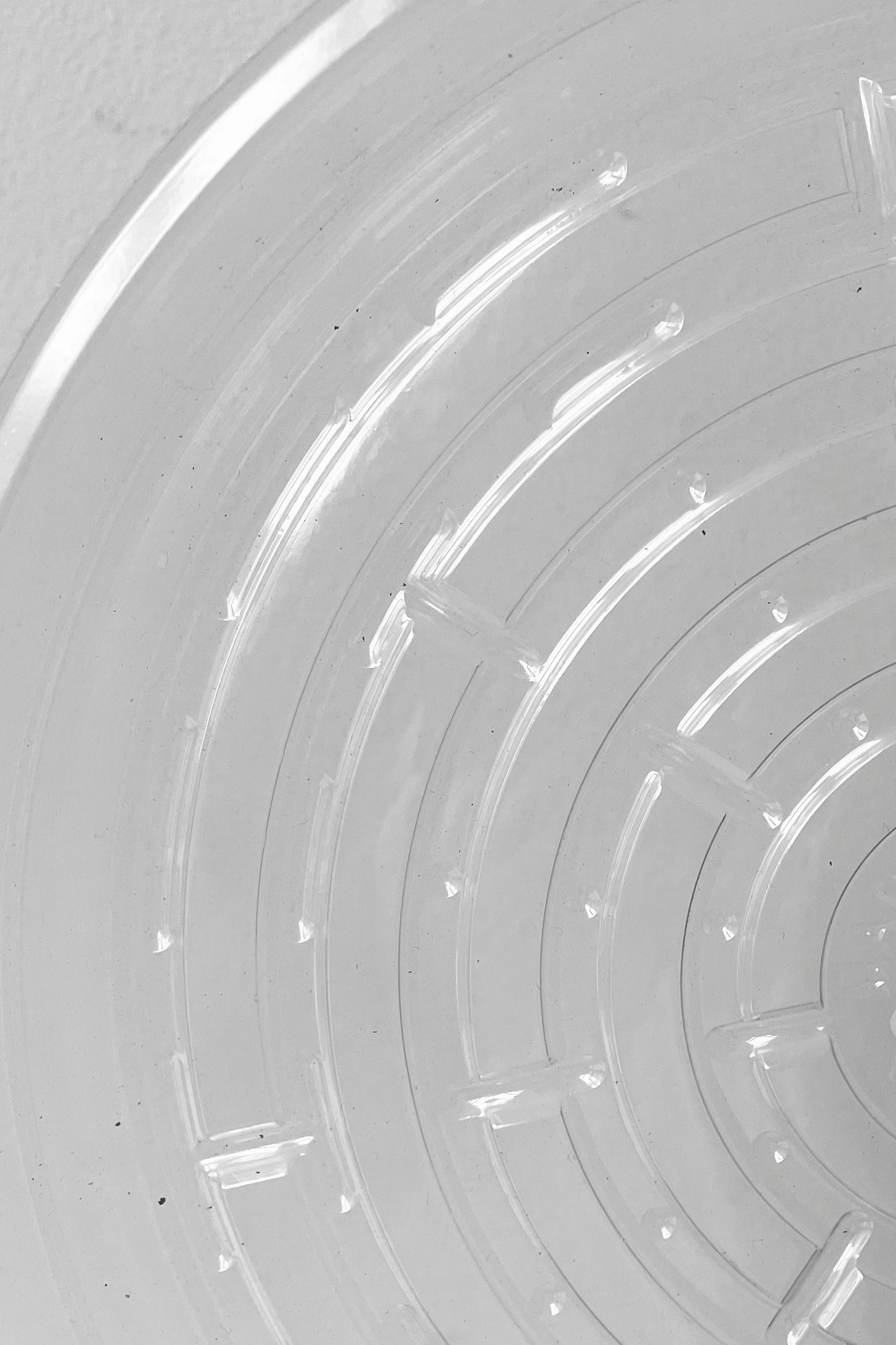 Plastic saucer 10"