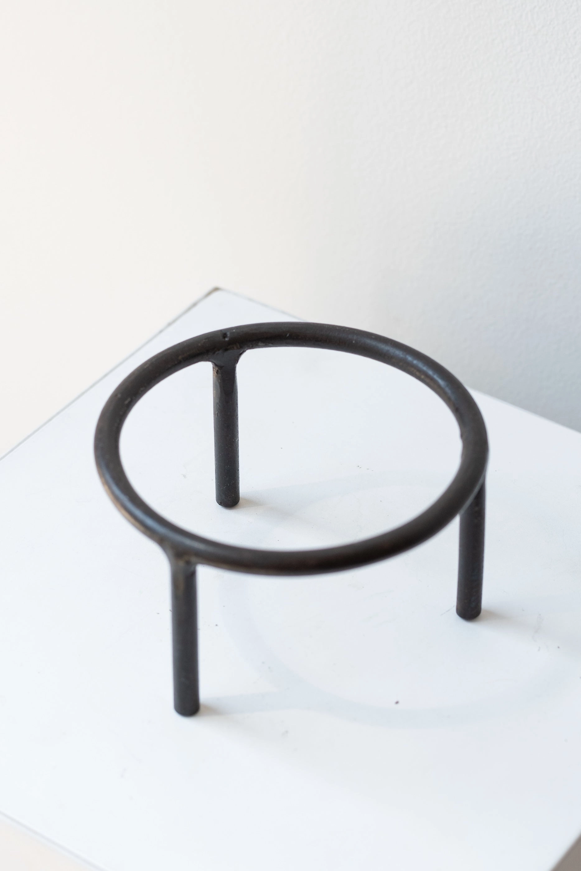 Pot Stand Tripod 4"