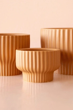 Presley Pedestal Planter Ginger 4.5",indoor flower container