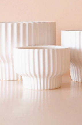 Presley Pedestal Planter White 4.5",indoor flower container