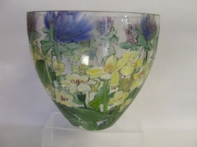 Primrose and Thistle vase,classic table vase