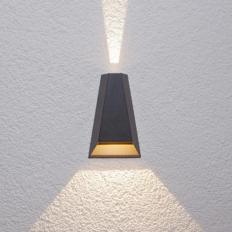 Pyramid Waterproof Wall Lamp