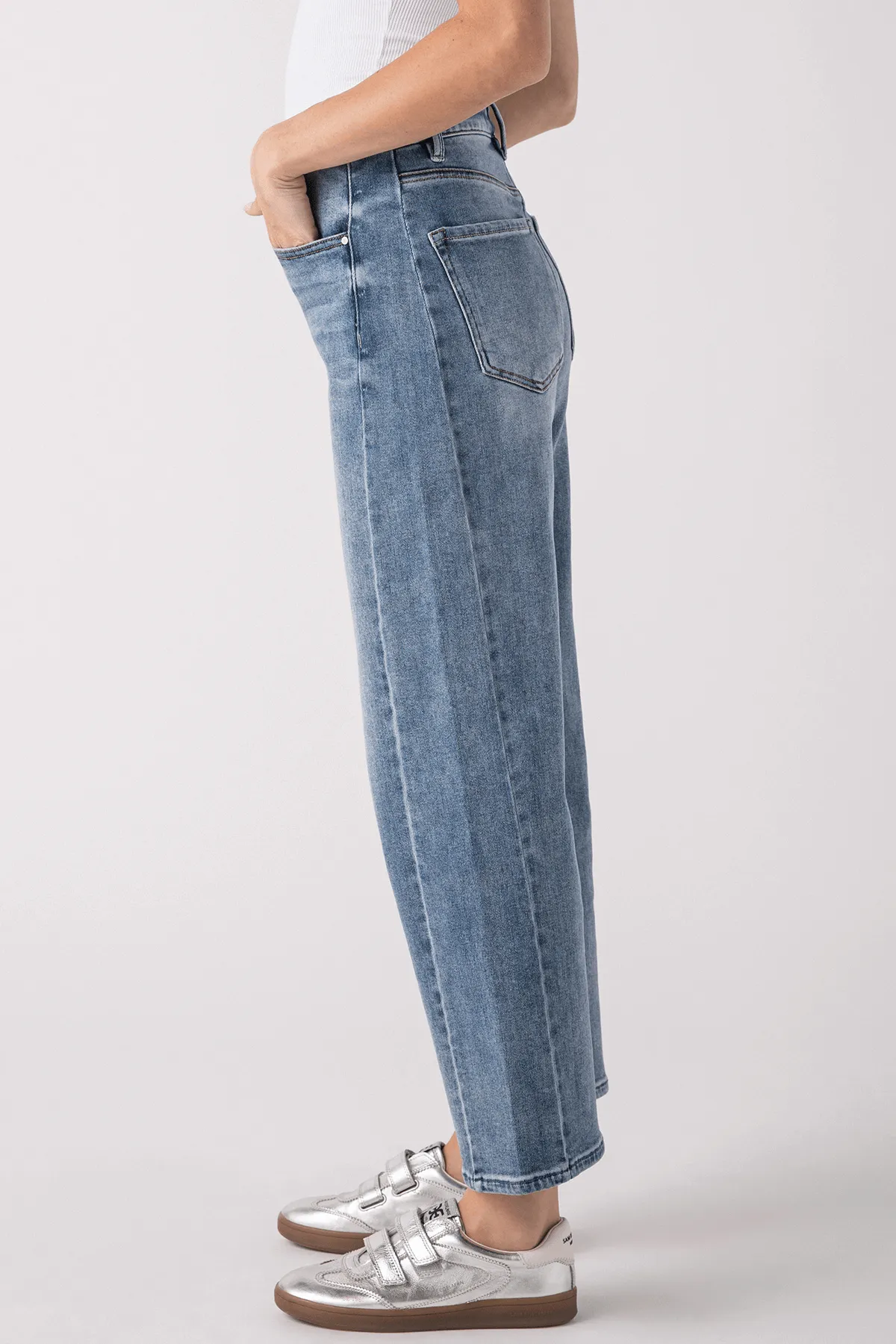 Risen Wren High-Waist Barrel Jeans