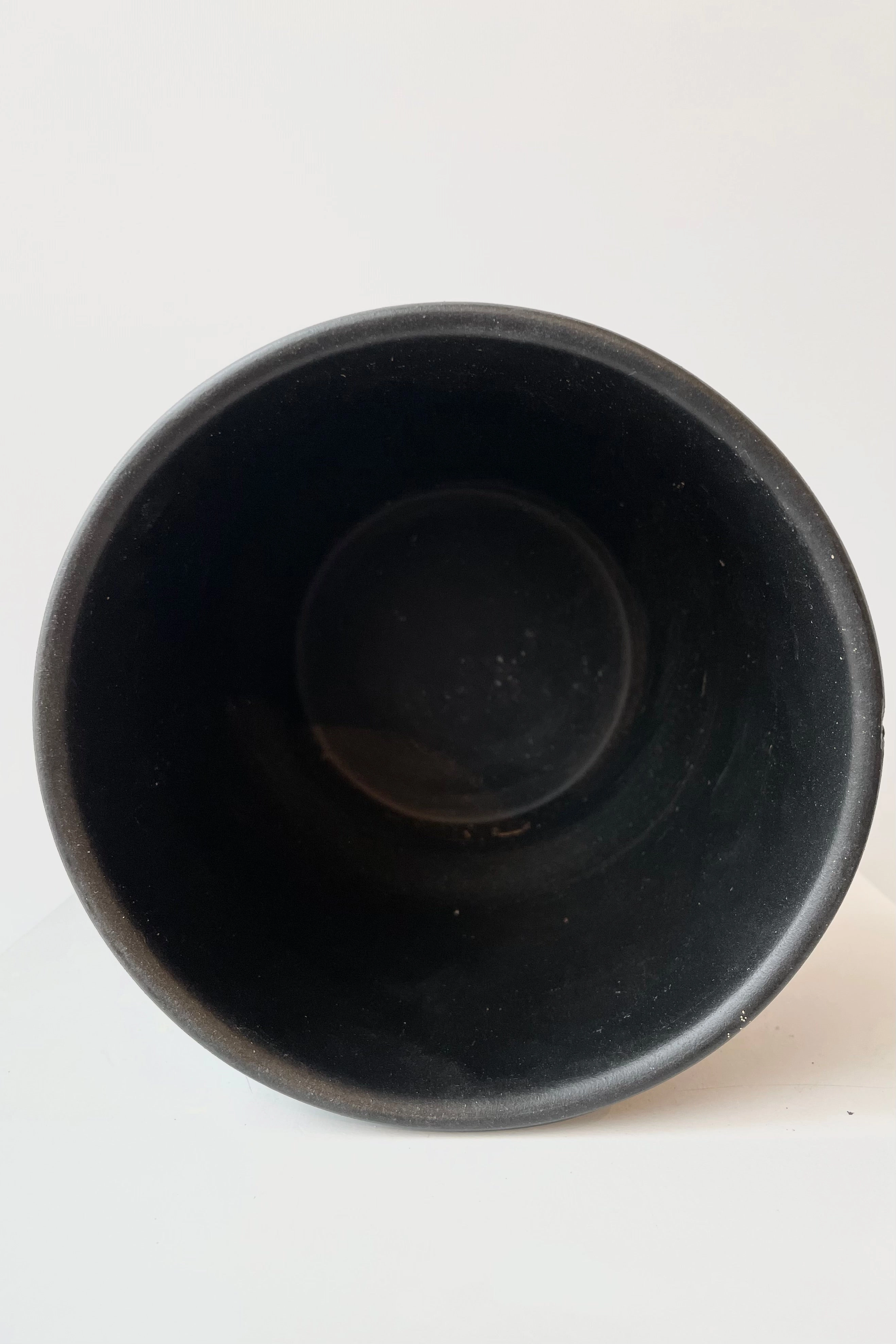 Riva Round Cachepot Black Large