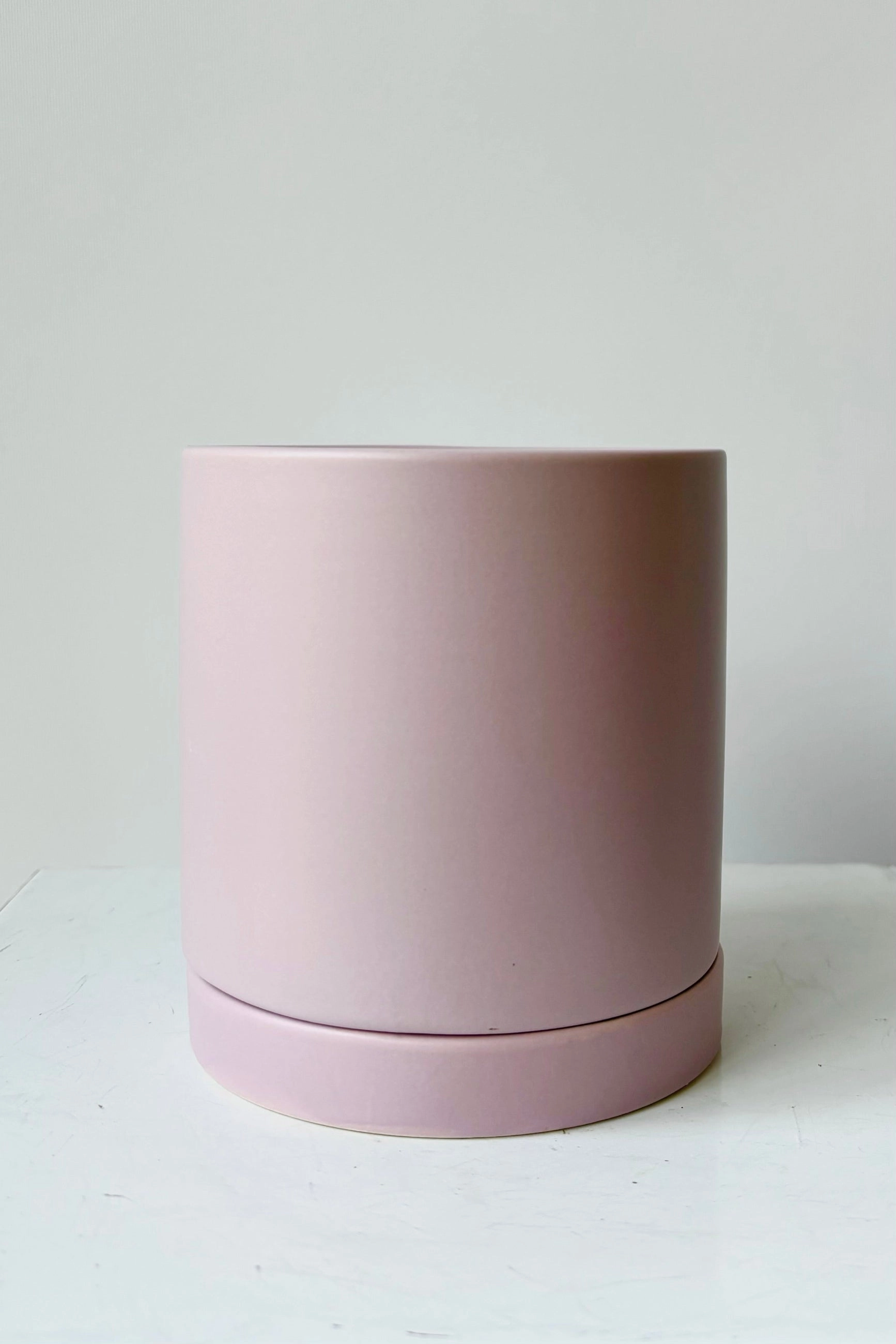 Romey Pot and Saucer Lilac
