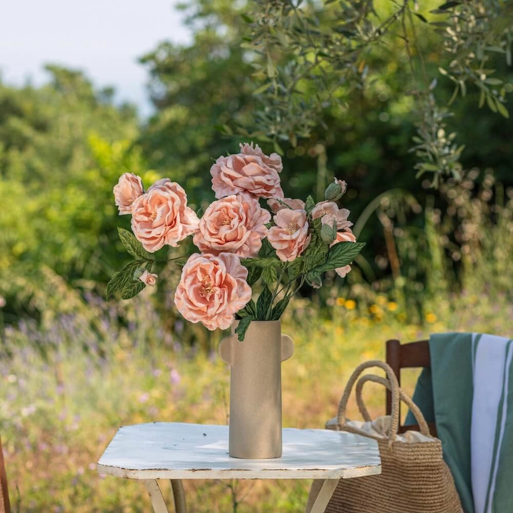 Rose Caroline en papier abricot