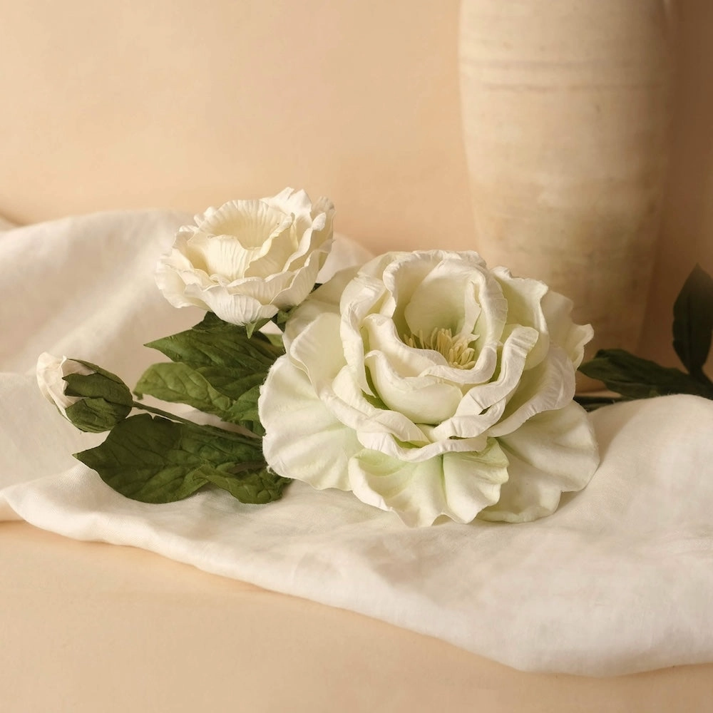 Rose Caroline en papier blanche,mother's day bouquet