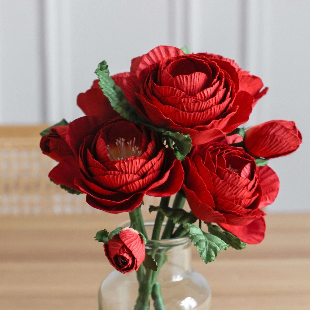 Rose Queen en papier rouge