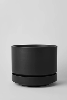 Round Two Planter Black 10",indoor flower container