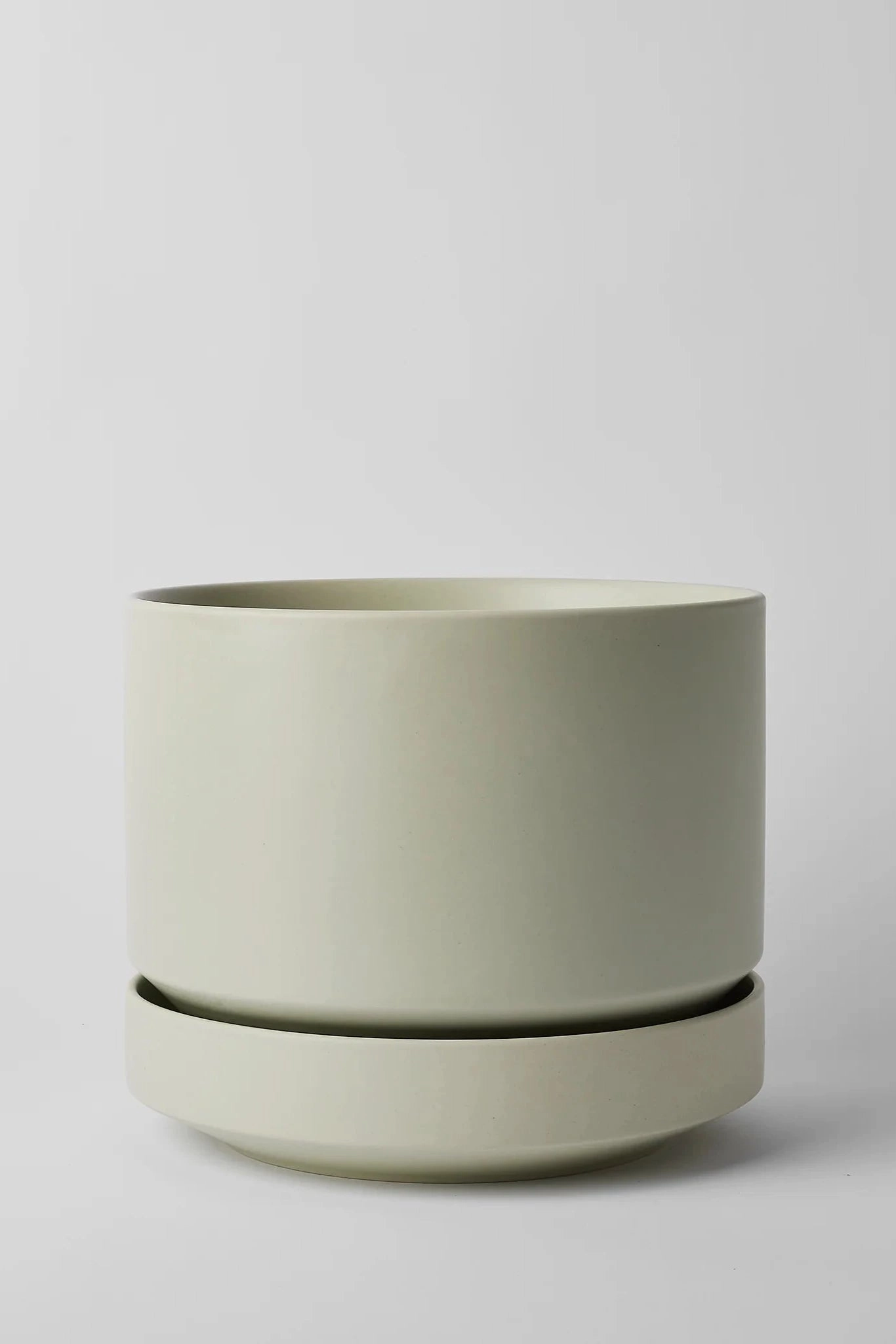 Round Two Planter Mint 10",indoor flower container