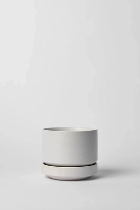 Round Two Planter White 4",indoor flower container
