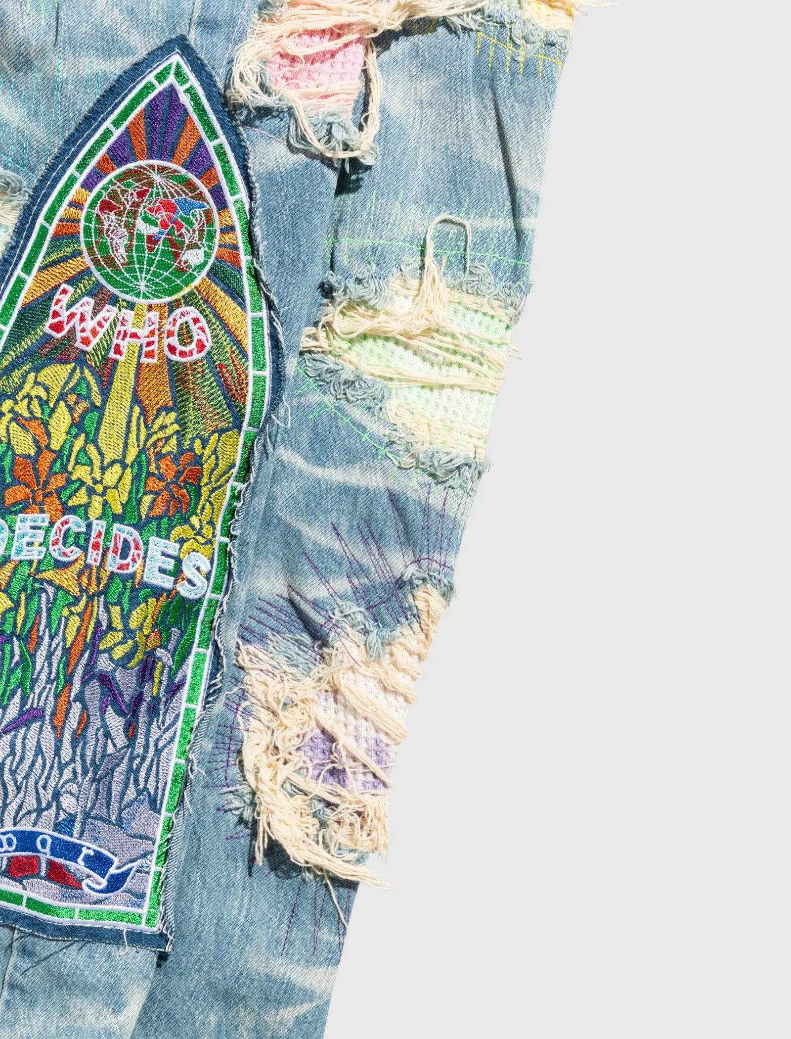 ROYGBIV FUSION DENIM Kleidung	WHO DECIDES WAR