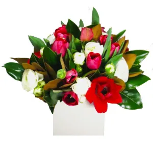 Ruby,realistic flower bouquet 