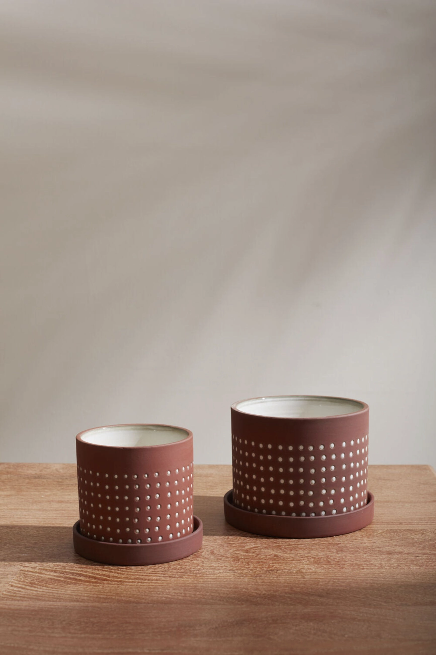 Salamanca Pot & Saucer Small