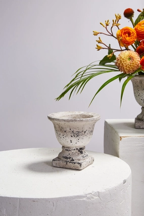 Sanctuary Urn 5.75",indoor flower container