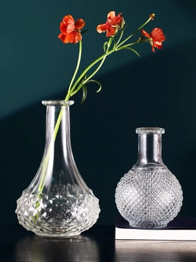 Small Globe Crystal vintage Bud vase 4.6H wedding centerpiece mini,aesthetic flower vase