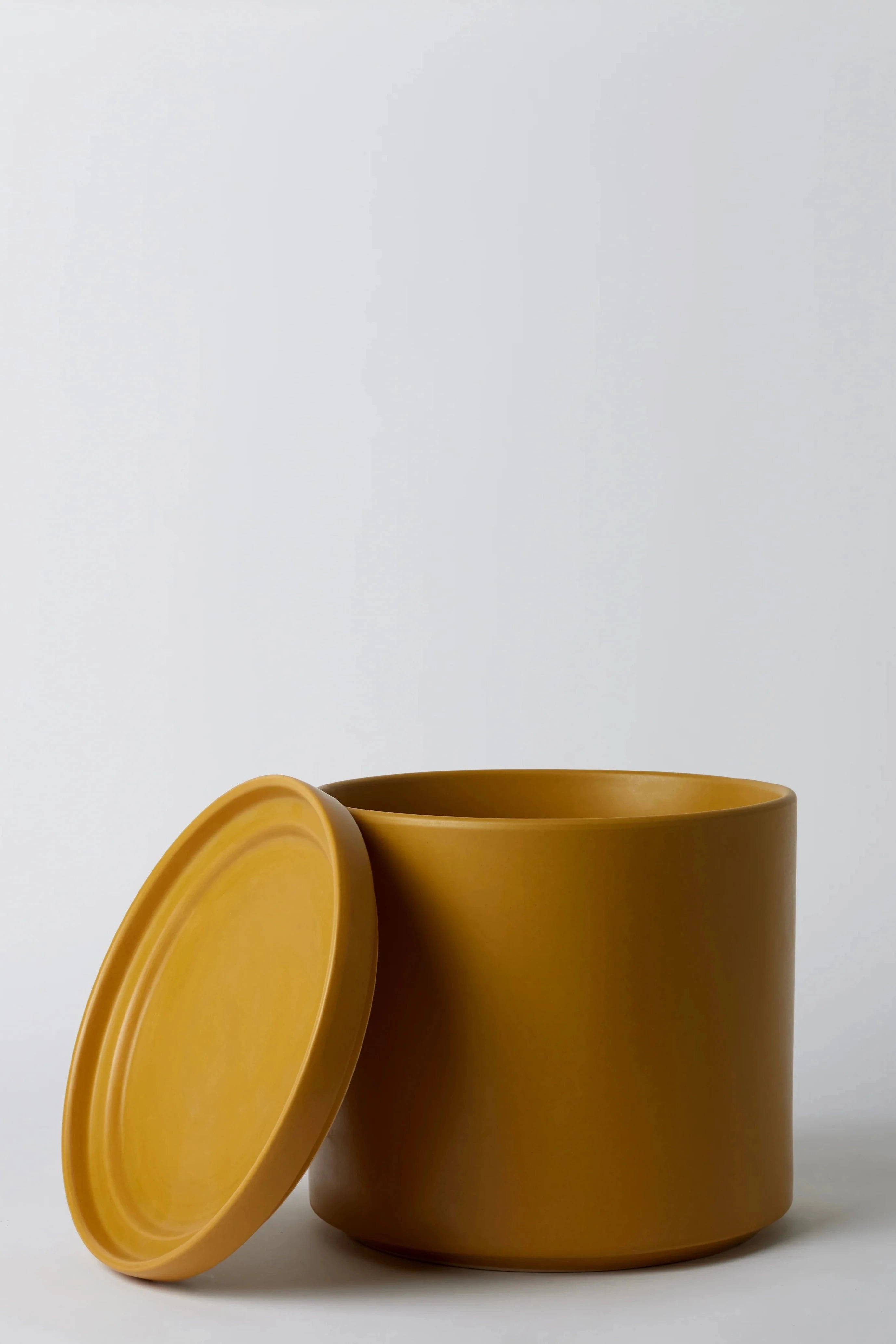 Solid Goods 10" Cylinder w/ Saucer Mustard