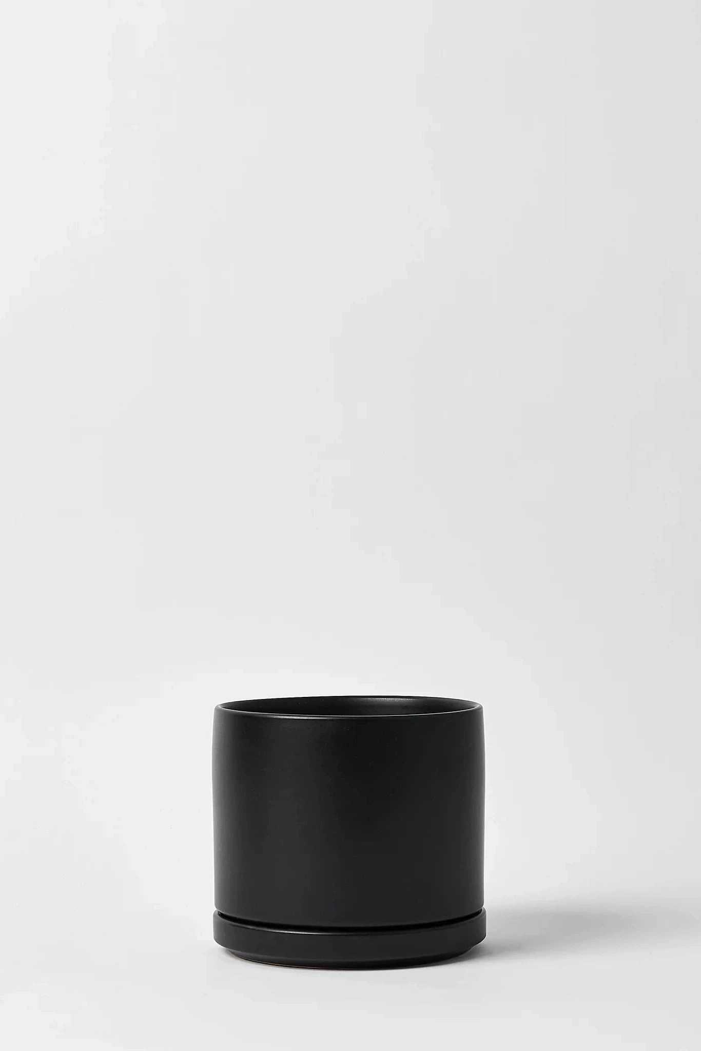 Solid Goods 6" Cylinder w/ Saucer Black,indoor flower container