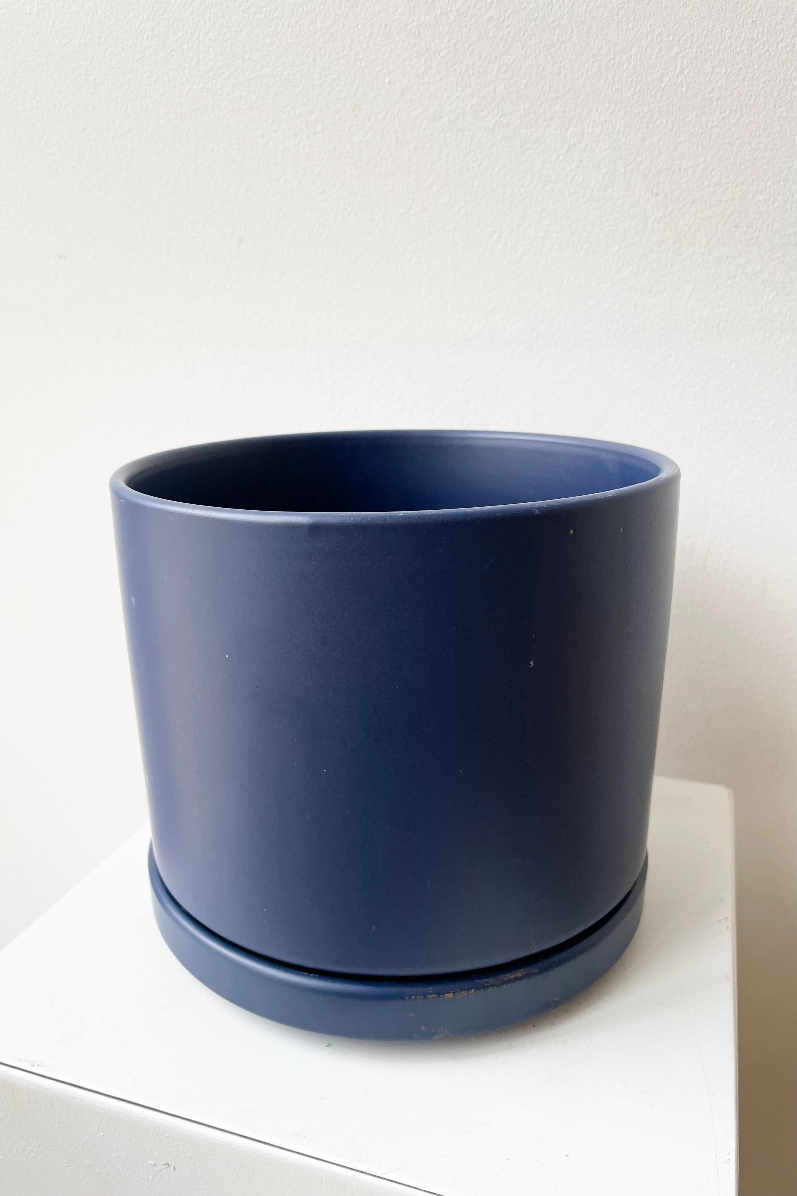 Solid Goods 6" Cylinder w/ Saucer Blue