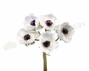 realistic flower bouquet
