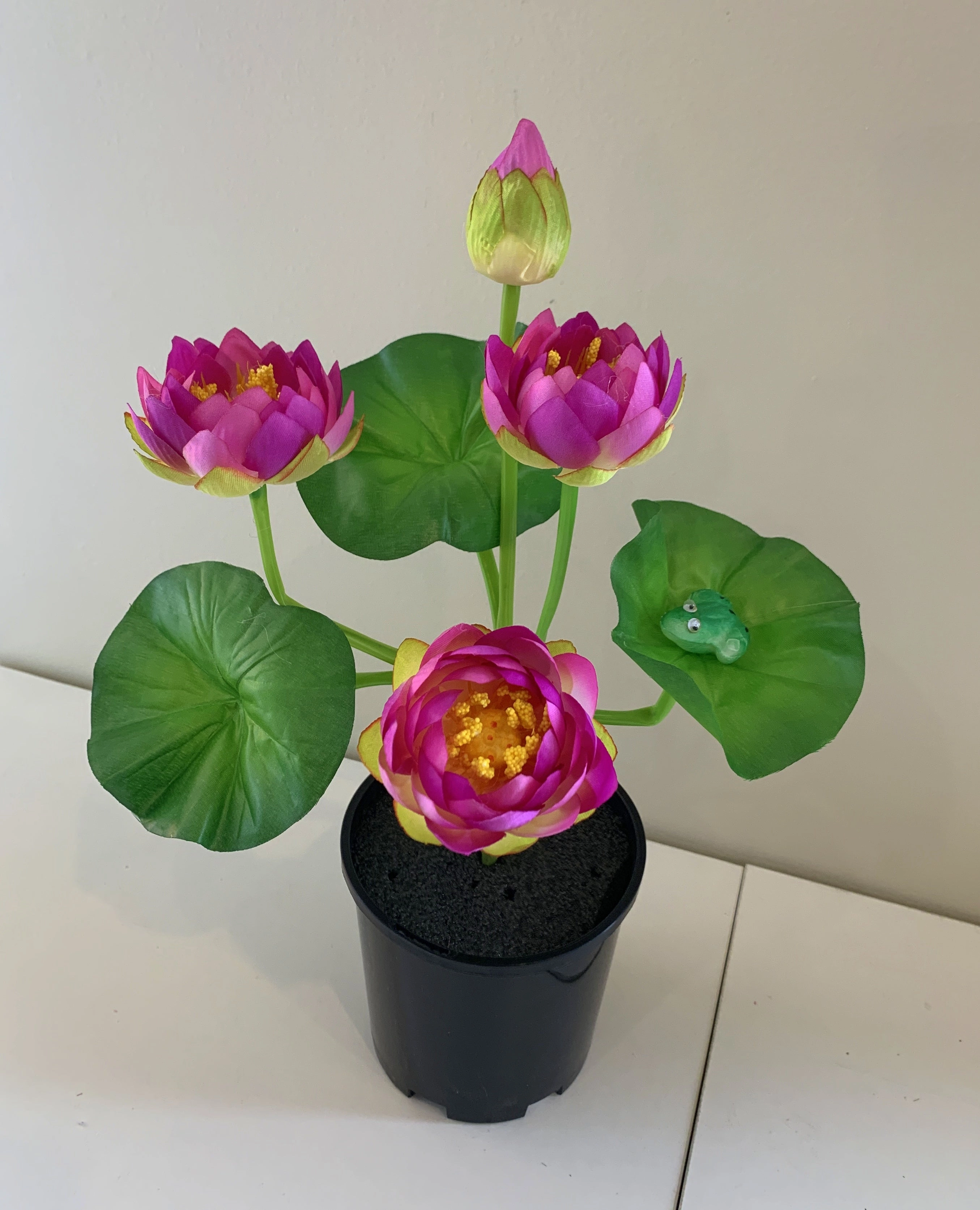 SP0348 Water Lily  / Lotus Flower Bunch 38cm 5 Colours