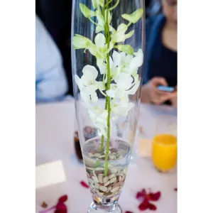 Table Centres - Simple Glass Vase,realistic flower bouquet 
