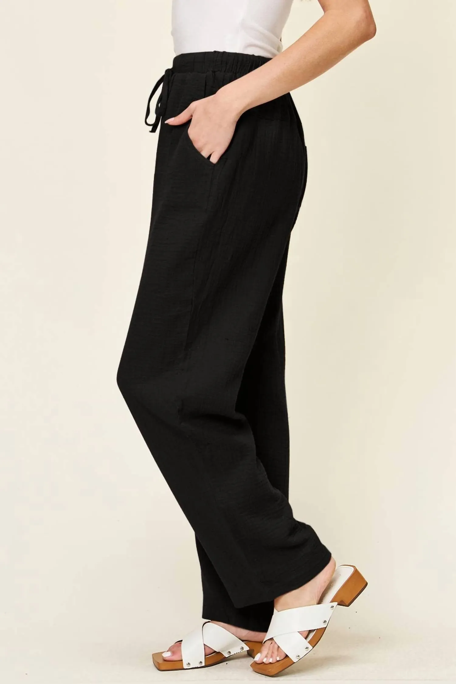 Stoffhose mit Zugbändern in Schwarz