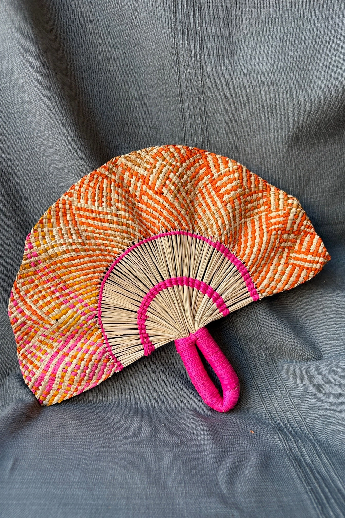 Toquilla Frilly Hand Fan Natural, Pink &Orange