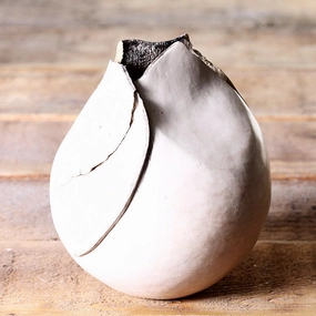 Tulip Bud Vase,hand-painted ceramic vase