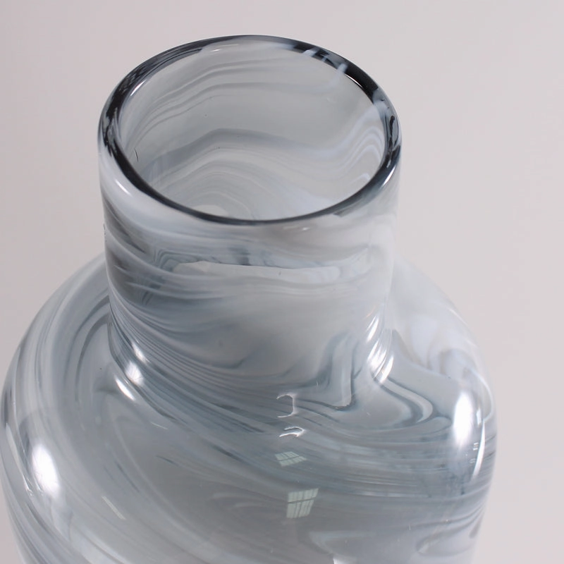 Twirl Vase