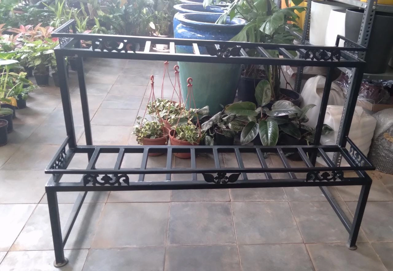 Two Steps Black Lightweight Iron Stand,garden field mower