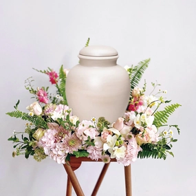 VA-10 Flower Base for Cremation Urn,romantic flower gift