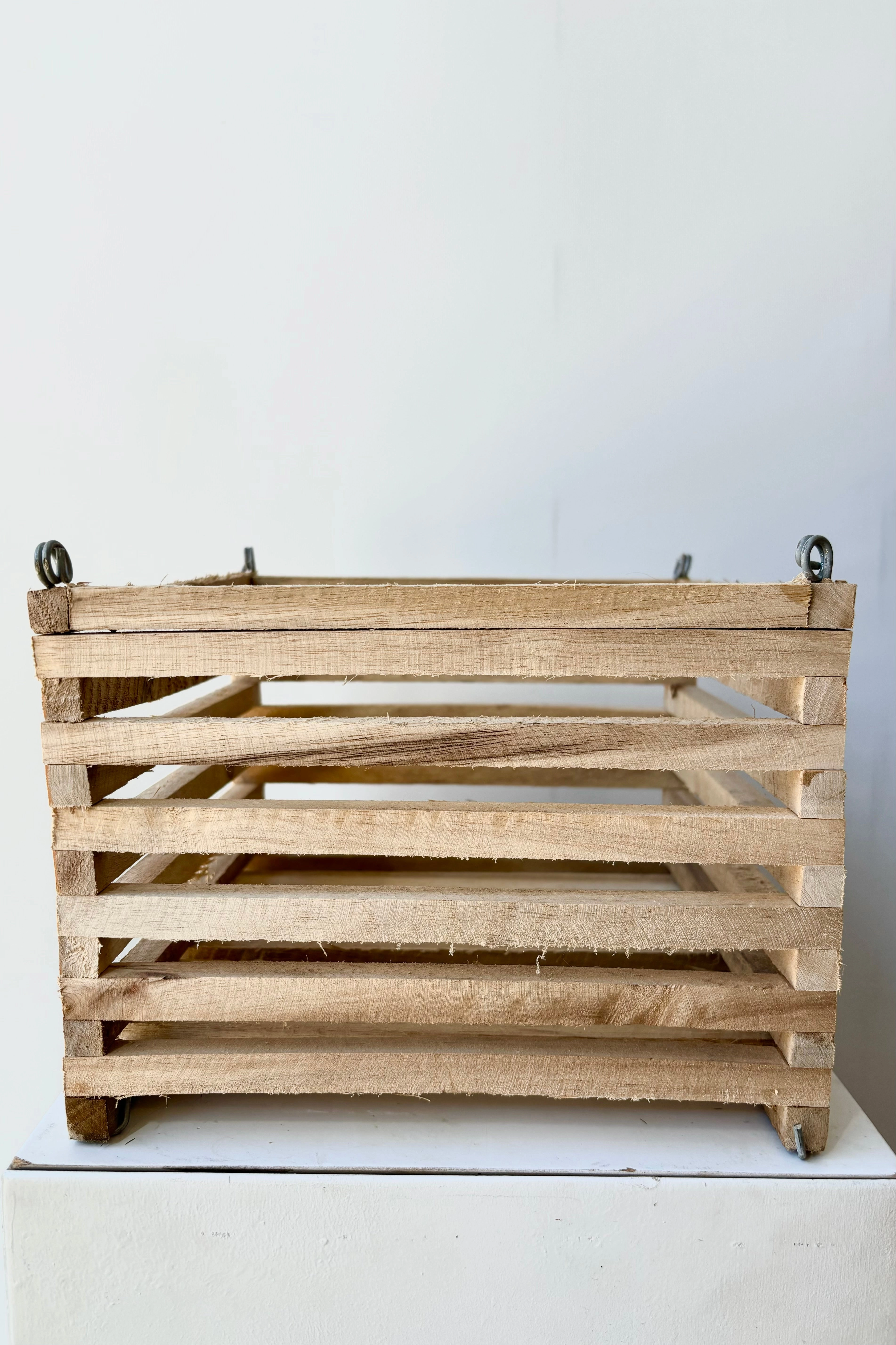 Vanda 8" Wood Basket