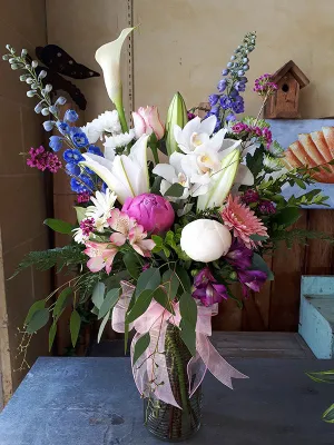 Vase arrangement No.55 (Photo shown is Medium size. Small $115, Medium $135, Large $155 Extravagant $175 CAD),faux bloom stem 