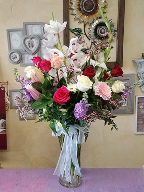 Vase arrangement No.2 (Photo shown is Extravagant size. Small $115, Medium $135, Large $155 Extravagant $175 CAD),artificial flower arrangement