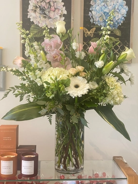 Vase arrangement No.32 (Photo shown is Extravagant size. Small $140, Medium $160, Large $180 Extravagant $200 CAD),artificial flower arrangement