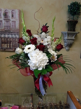 Vase arrangement No.33 (Photo shown is Large size. Small $100, Medium $120, Large $140 Extravagant $160 CAD),artificial flower arrangement