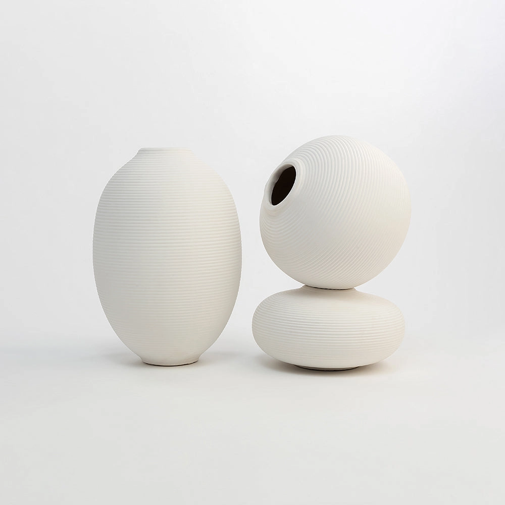 White Derek Terracotta Vase Set of 3