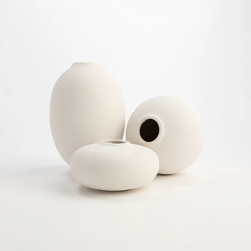 White Derek Terracotta Vase Set of 3