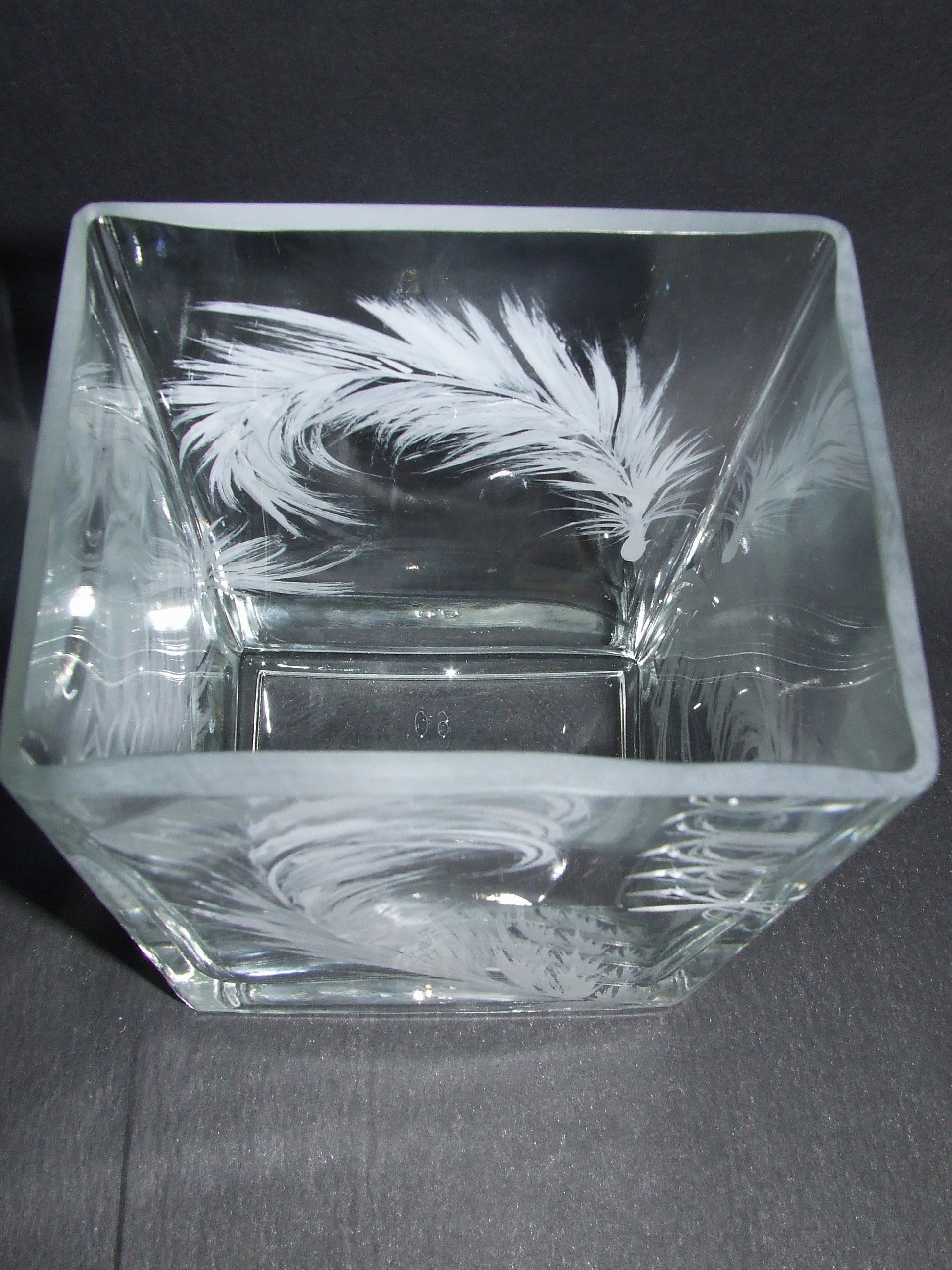 white feather vase